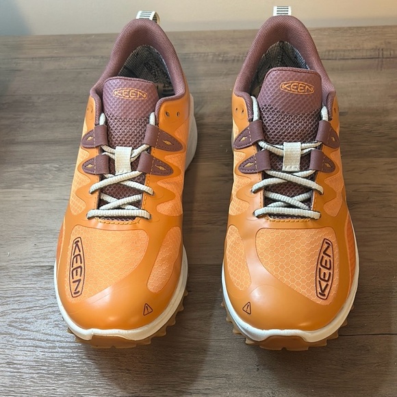 KEEN Women's Zionic Mid Height Waterproof All Terrain Hiking Boot - Size 9.5 - Picture 1 of 9